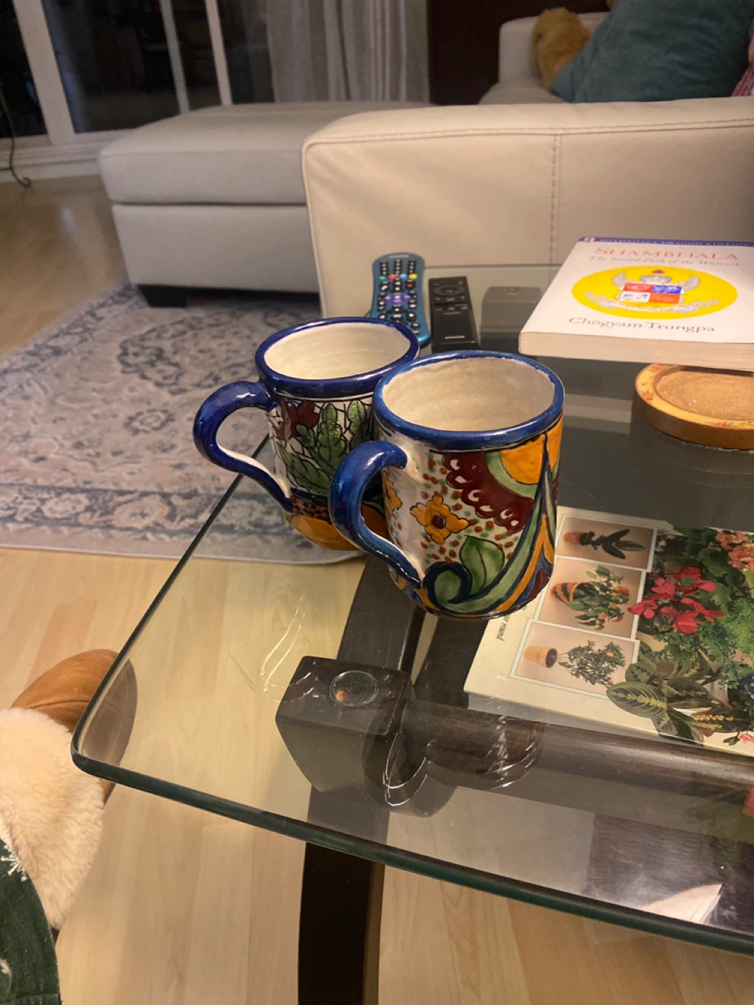 Pair of Hand-Painted Talavera Mugs - photo 4