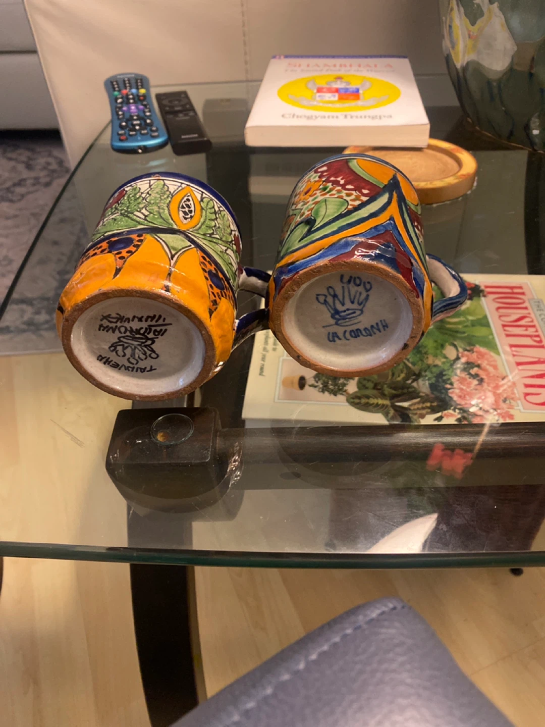 Pair of Hand-Painted Talavera Mugs - photo 2