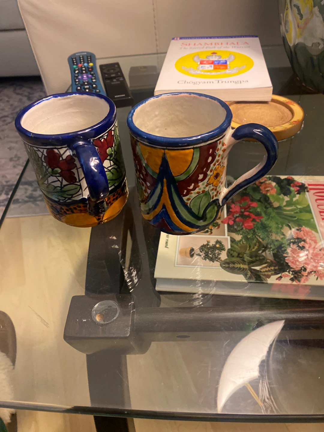 Pair of Hand-Painted Talavera Mugs - photo 3
