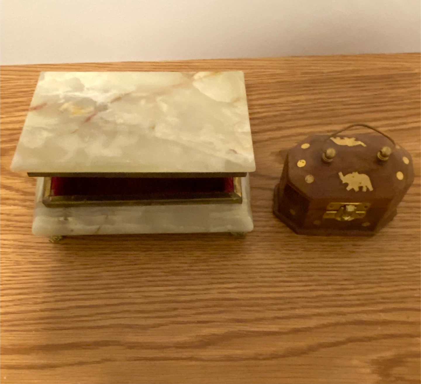 2 jewelry boxes