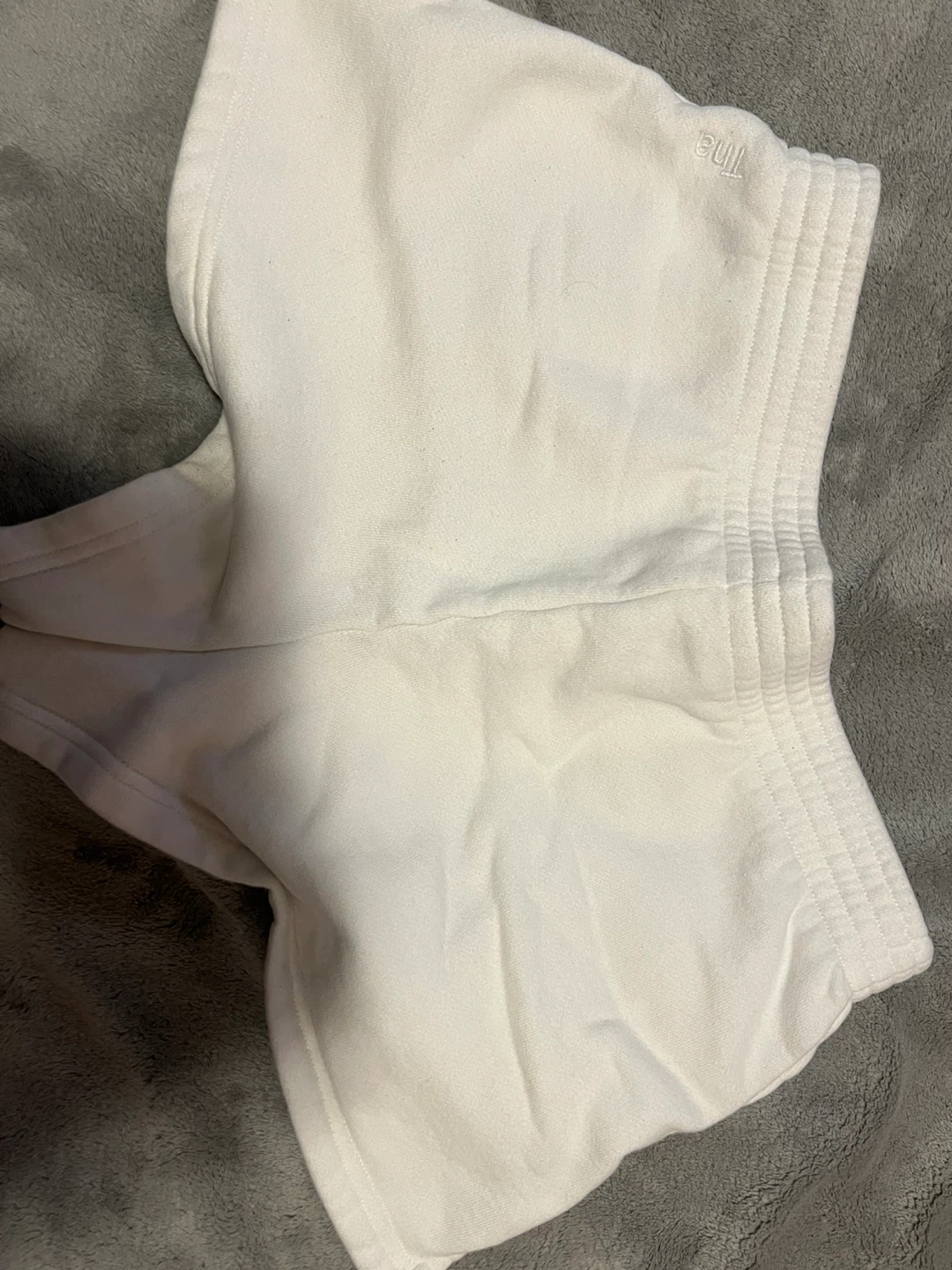 Tna COZYAF Fleece Shorts - Size Small - photo 2