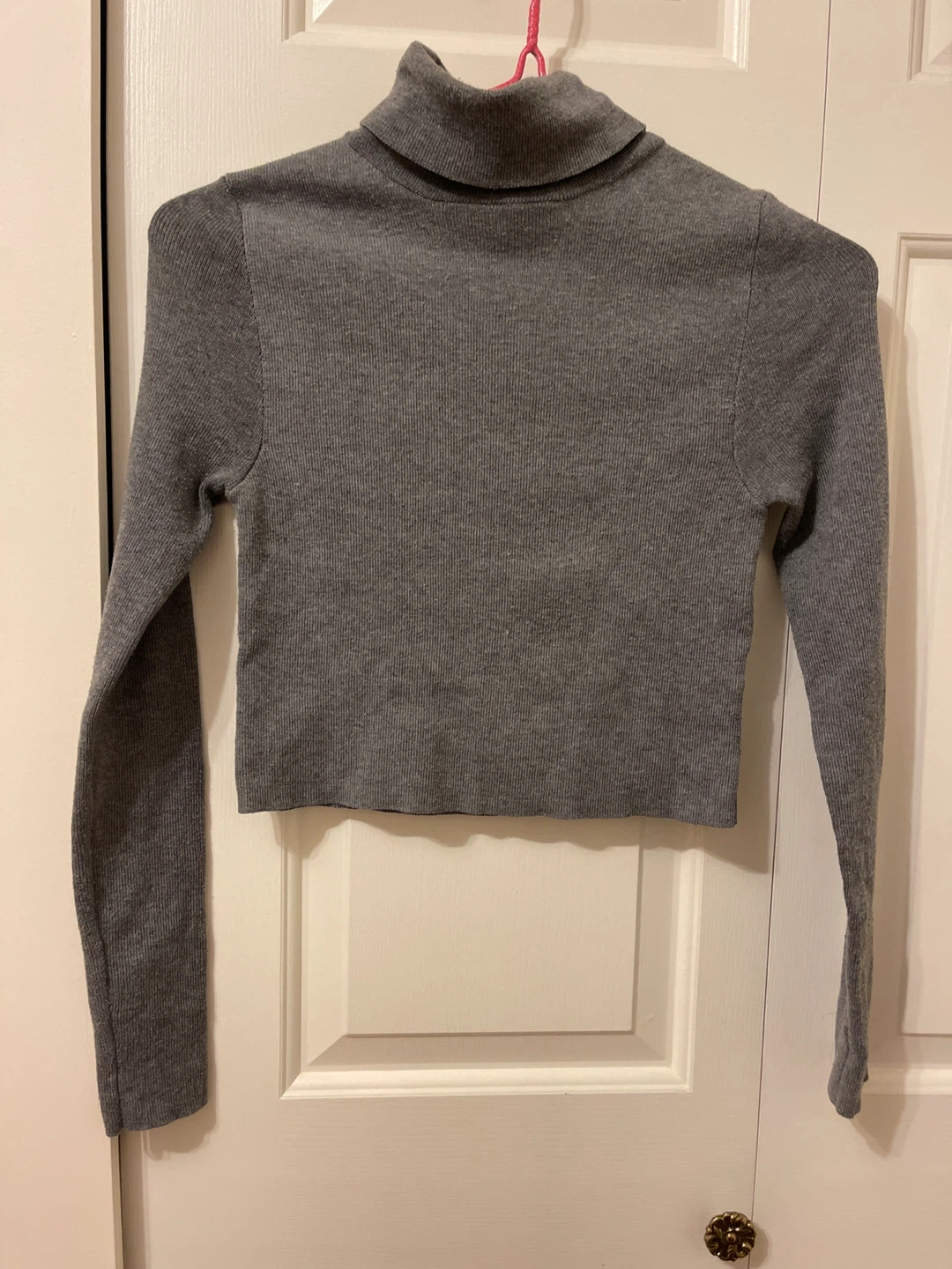 Forever 21 Grey Turtleneck Long Sleeve Top
