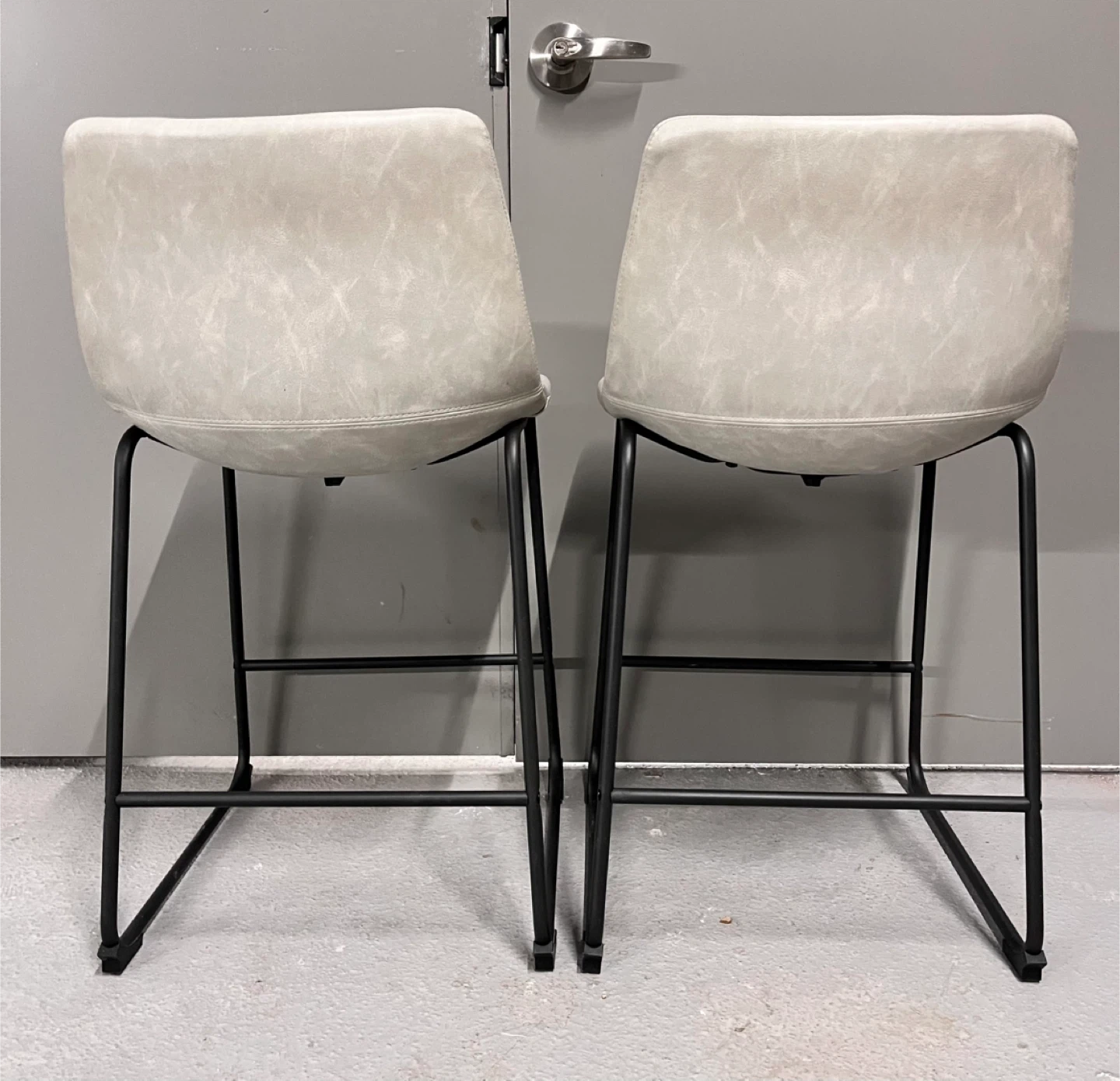 Walker Edison Grey Faux Leather Counter Chairs (Set of 2) - photo 3