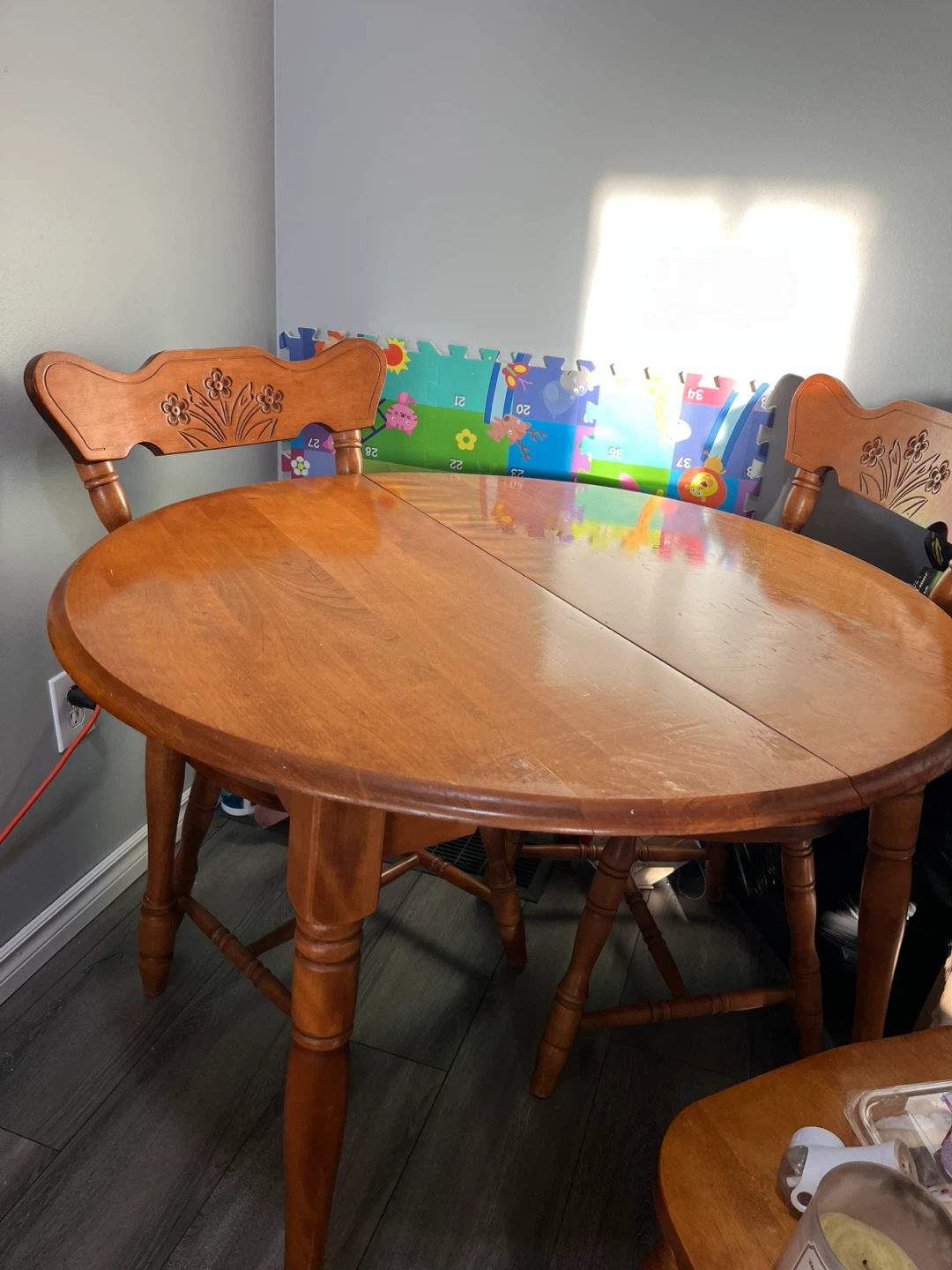 Round Wooden Table and Chairs Set 🧡
