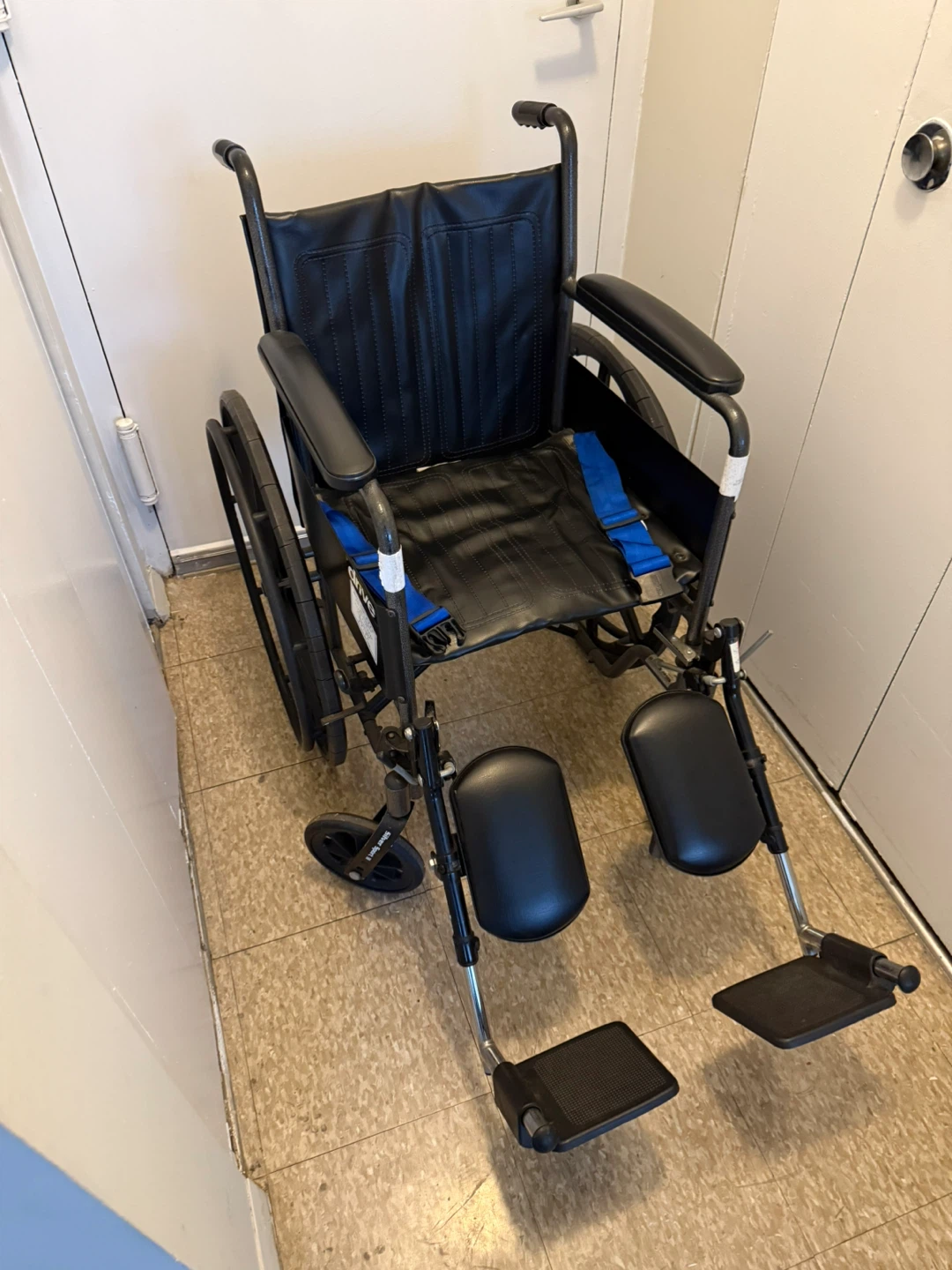 Drive Silver Sport II Wheelchair