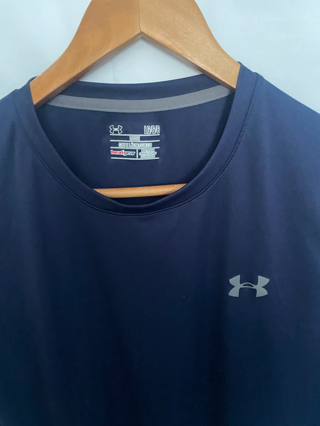 Heat Gear Underarmor T-Shirt - photo 2
