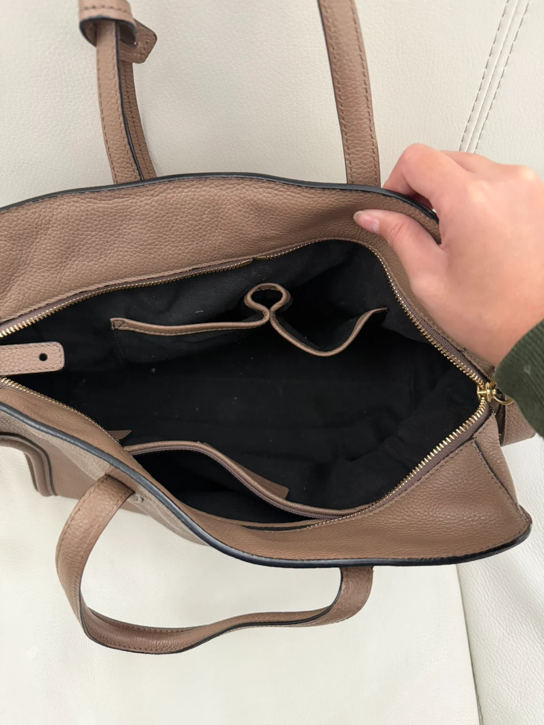 Alexander McQueen Leather Handbag - photo 4