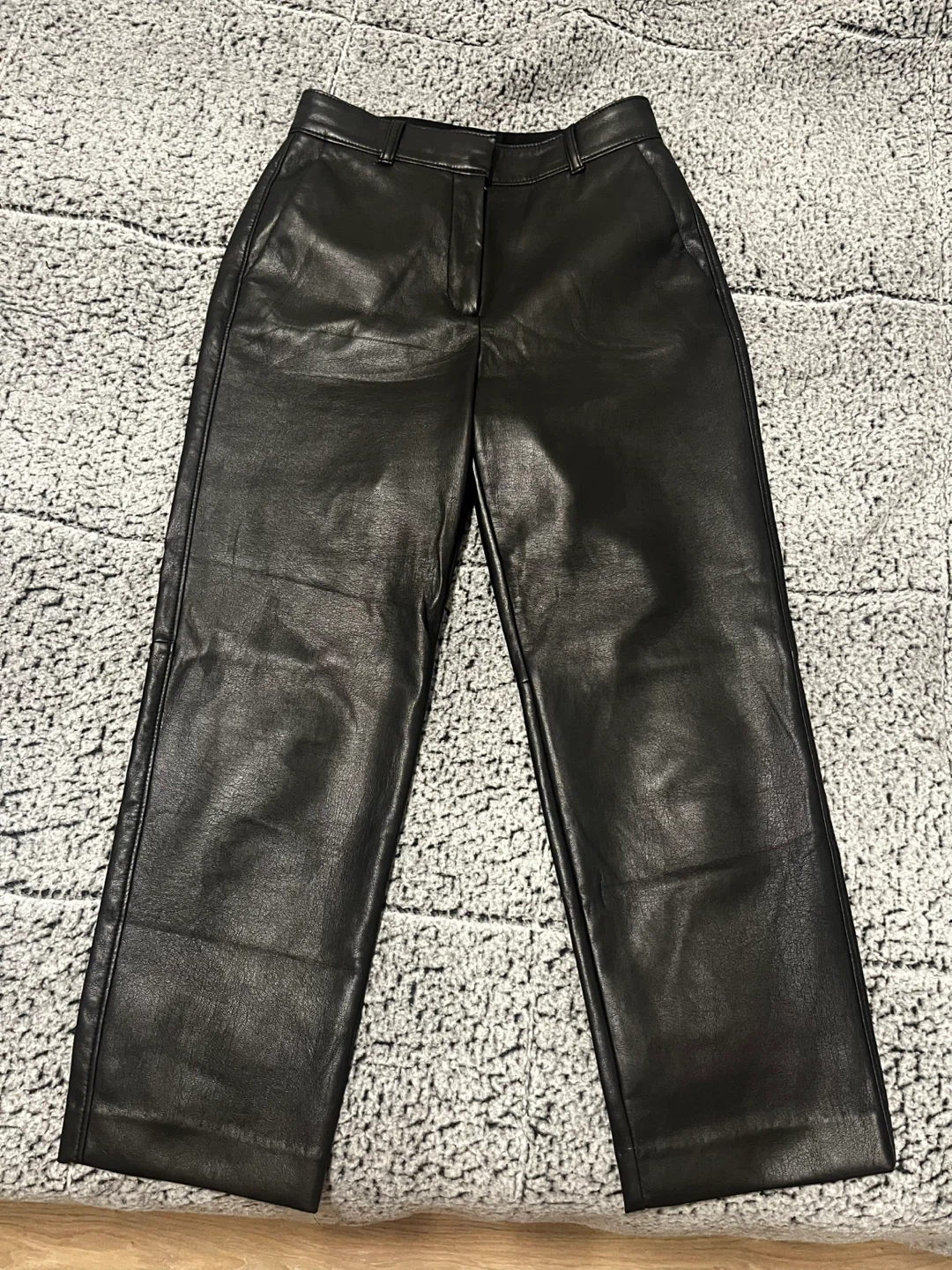 Aritzia pants
