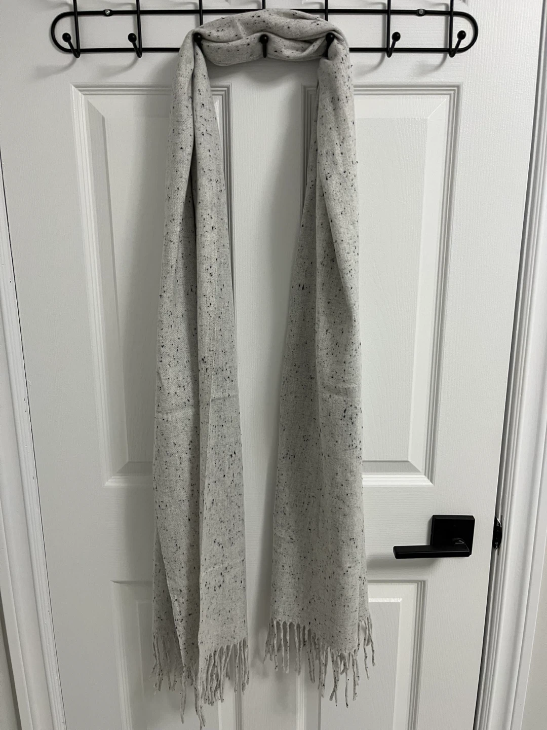 Grey Scarf/Shawl from Reitmans - photo 2