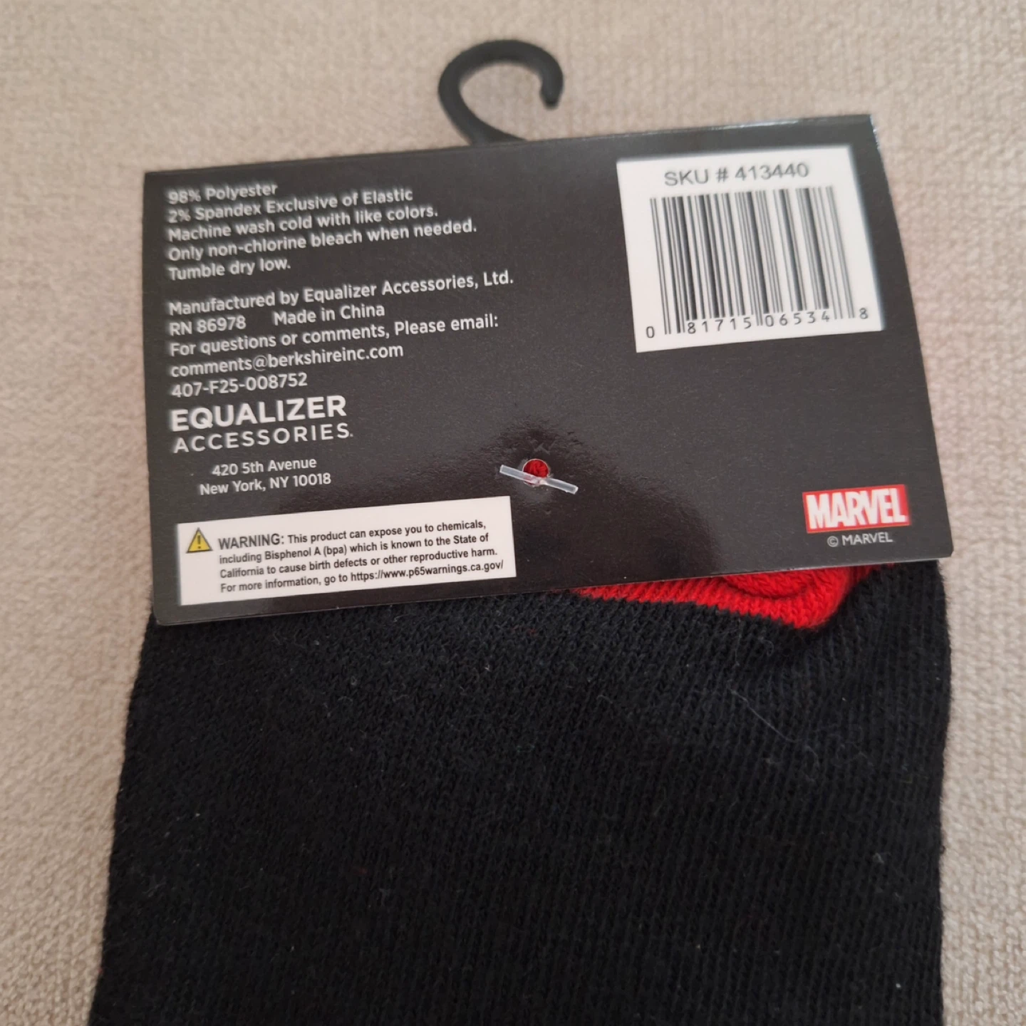 Marvel Spiderman Crew Socks Size 9-13 - photo 3