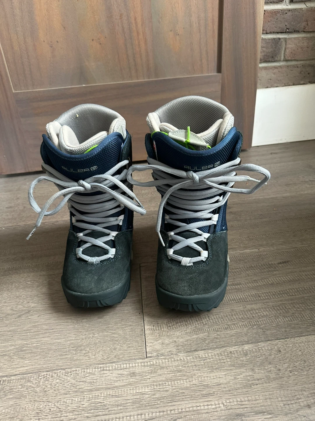 Women’s Burton Ruler SI Snowboard Boots & Step-in bindings US 7 - photo 2