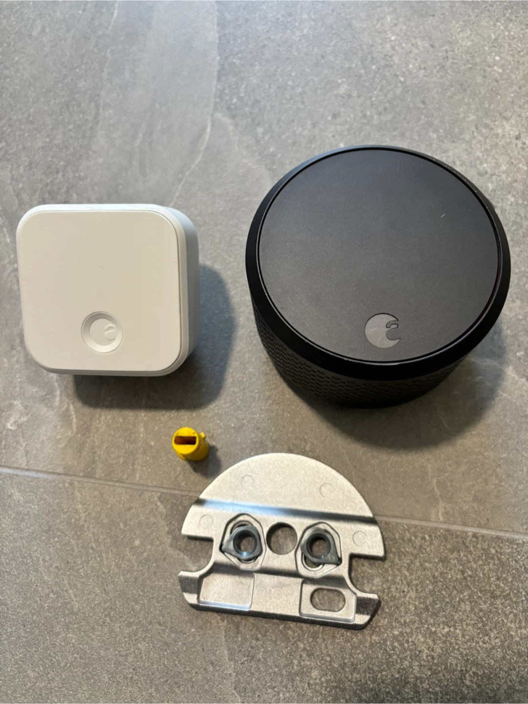 August Smart Lock ASL-02 and August Connect