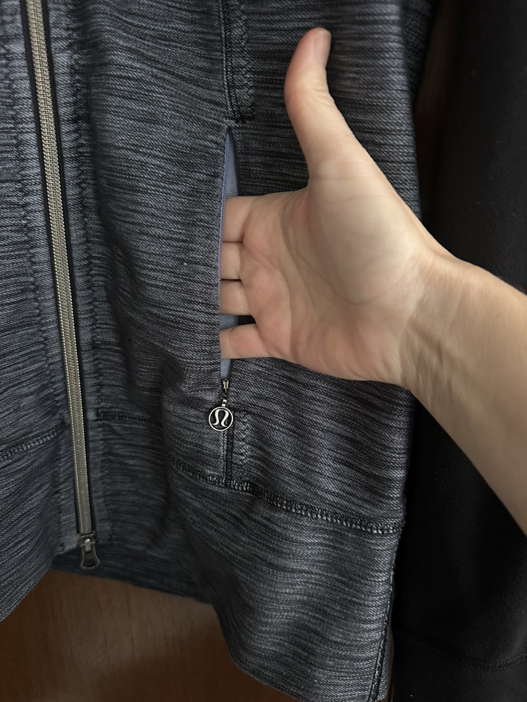Lululemon Athletica Zip Up Jacket Double Zipper Size 6 - photo 3