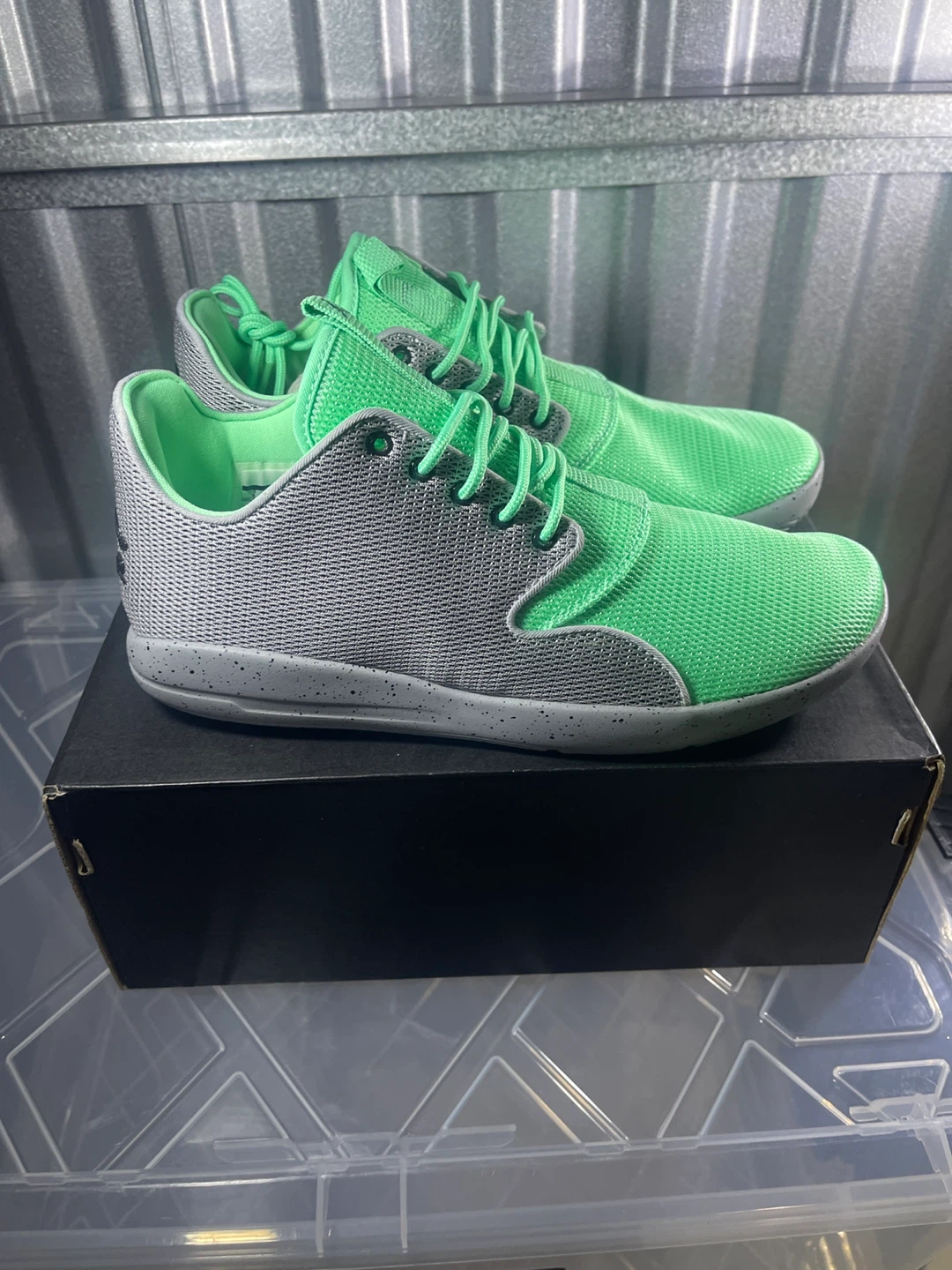 Jordan Eclipse Green/Grey, Size 8 - photo 2