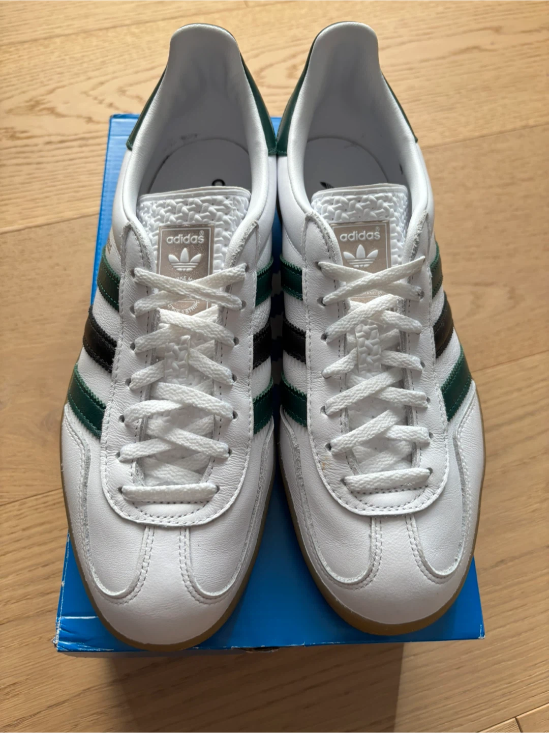 Adidas Women's Gazelle Indoor Shoes, White/Green, Size 9.5 - photo 5