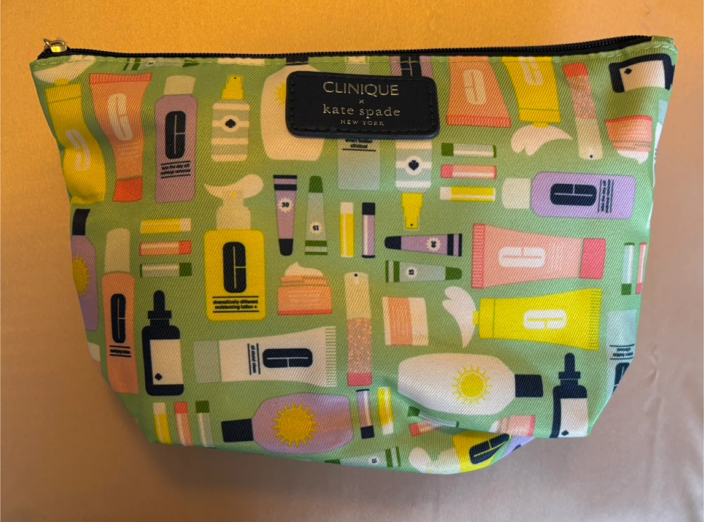 ✨✨Assorted Cosmetics Bags - 2 left - photo 2