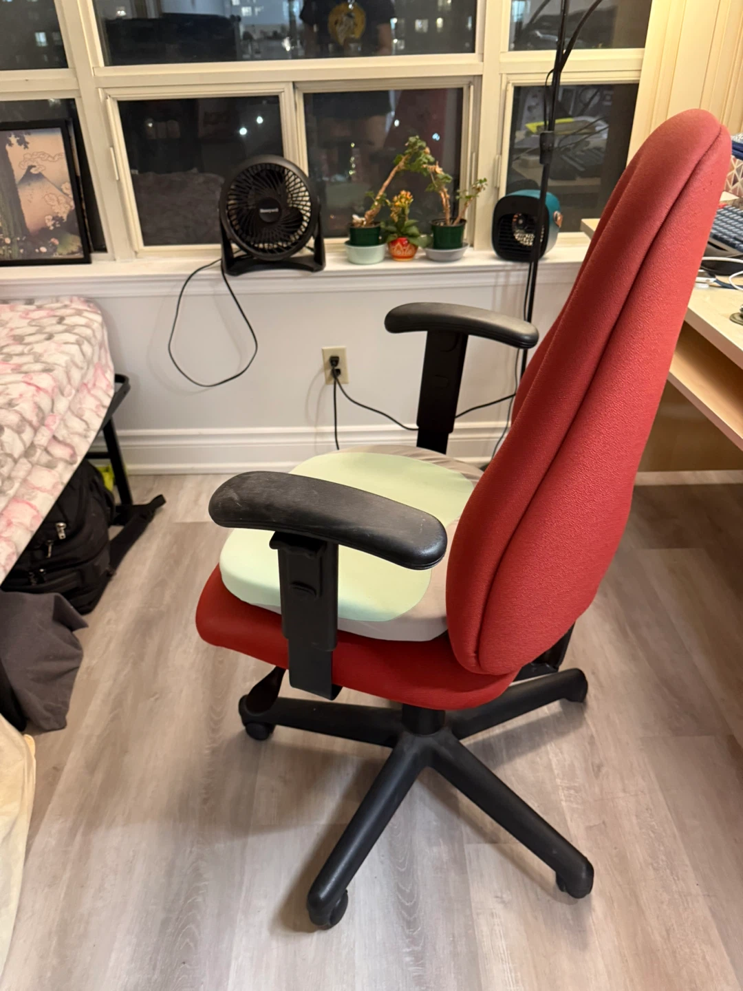 Red Office Chair with Seat Cushion - photo 3