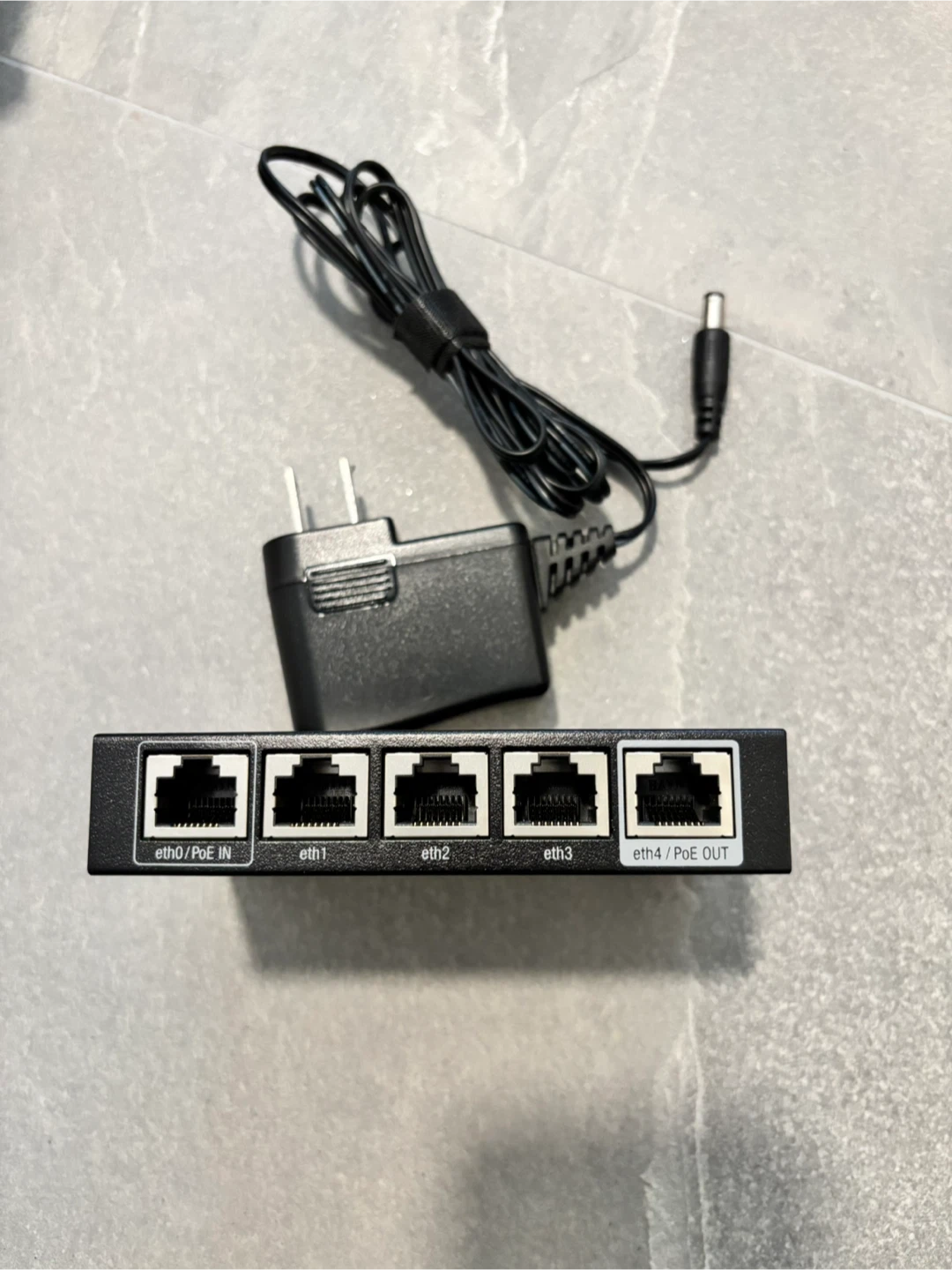 Ubiquiti EdgeRouter X with Power Adapter - photo 3