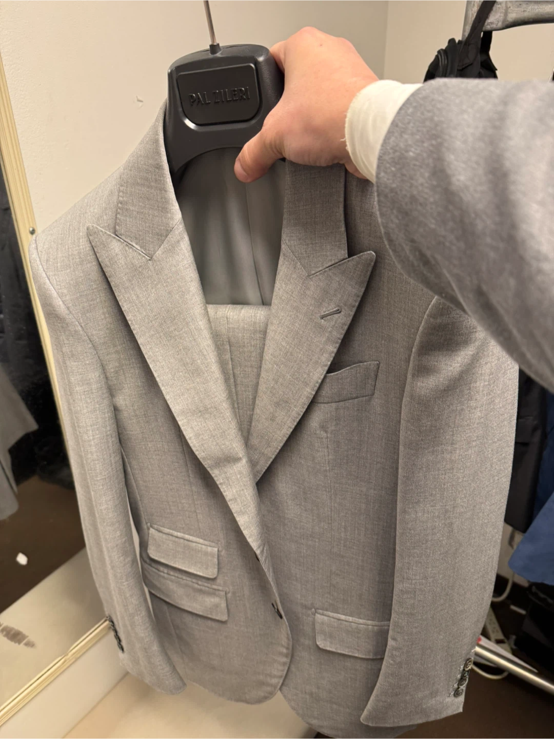 Ansiw & Brian Men’s luxury Suit – Light Gray - photo 3