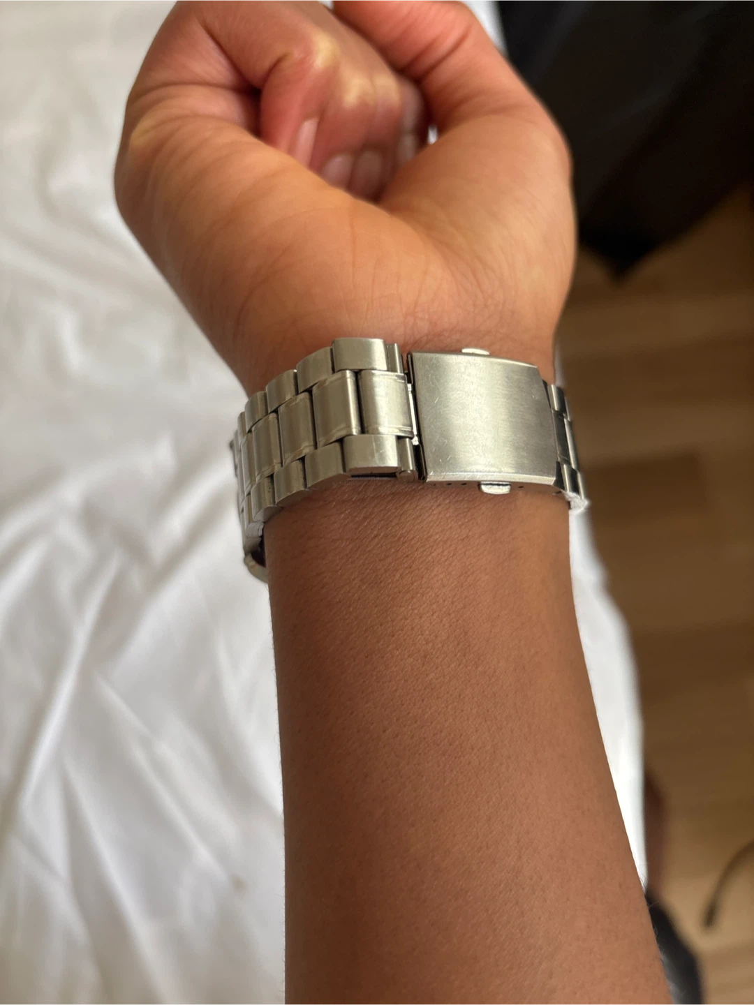 Prema Watch – Stylish & Clean - photo 2