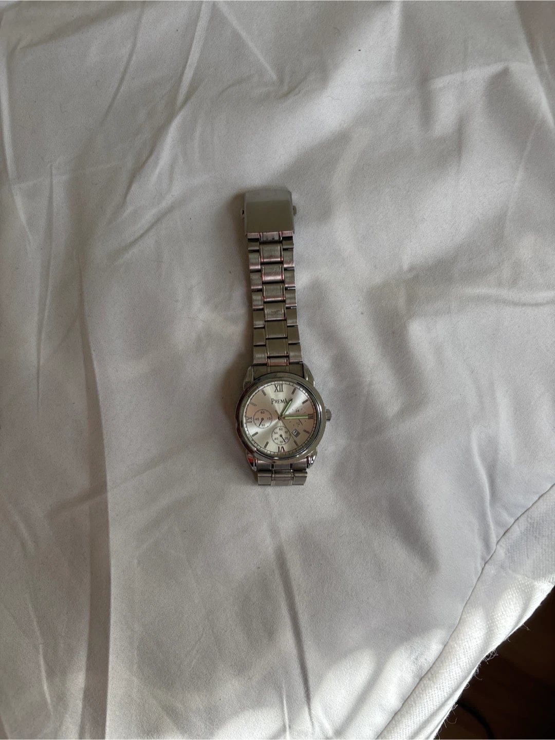 Prema Watch – Stylish & Clean - photo 3