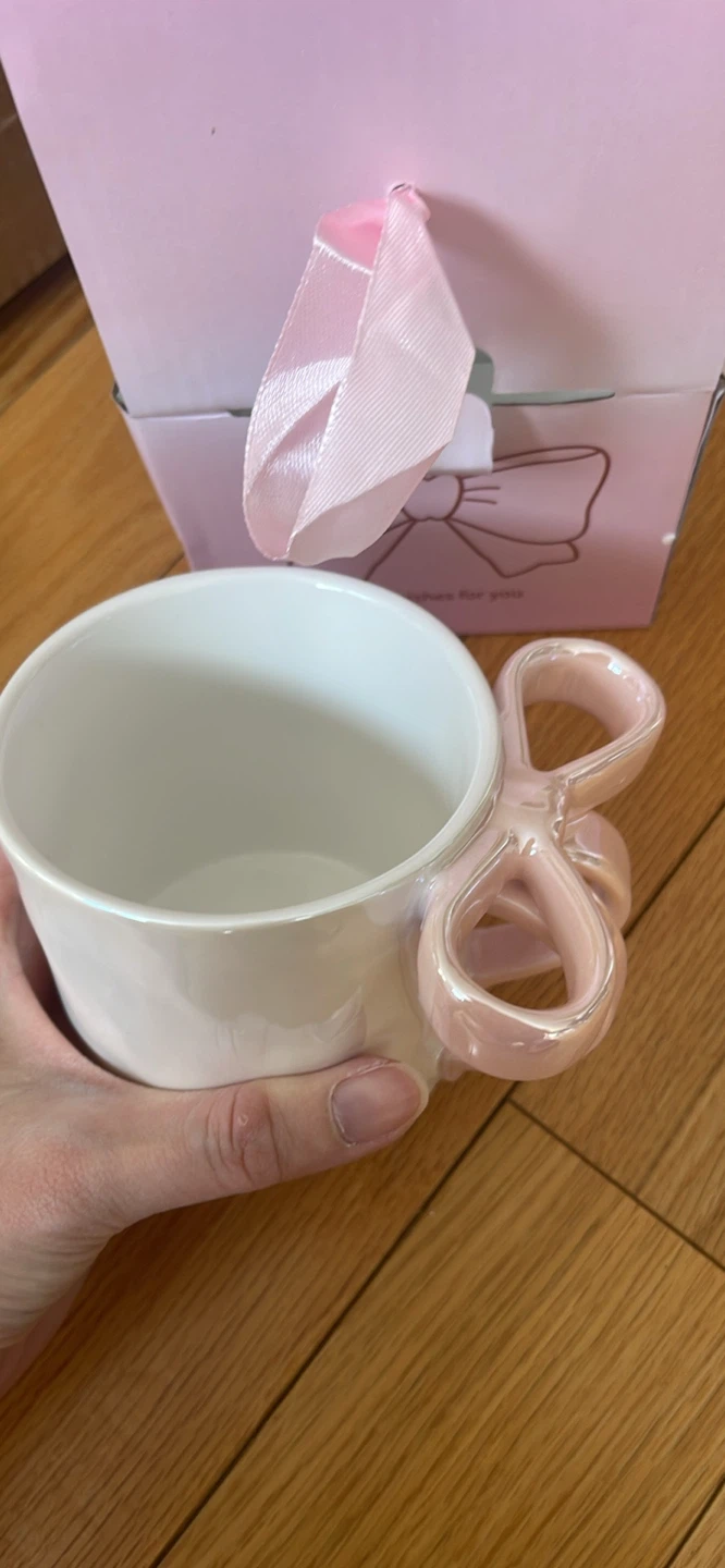 Cup with Bow Handle - photo 2