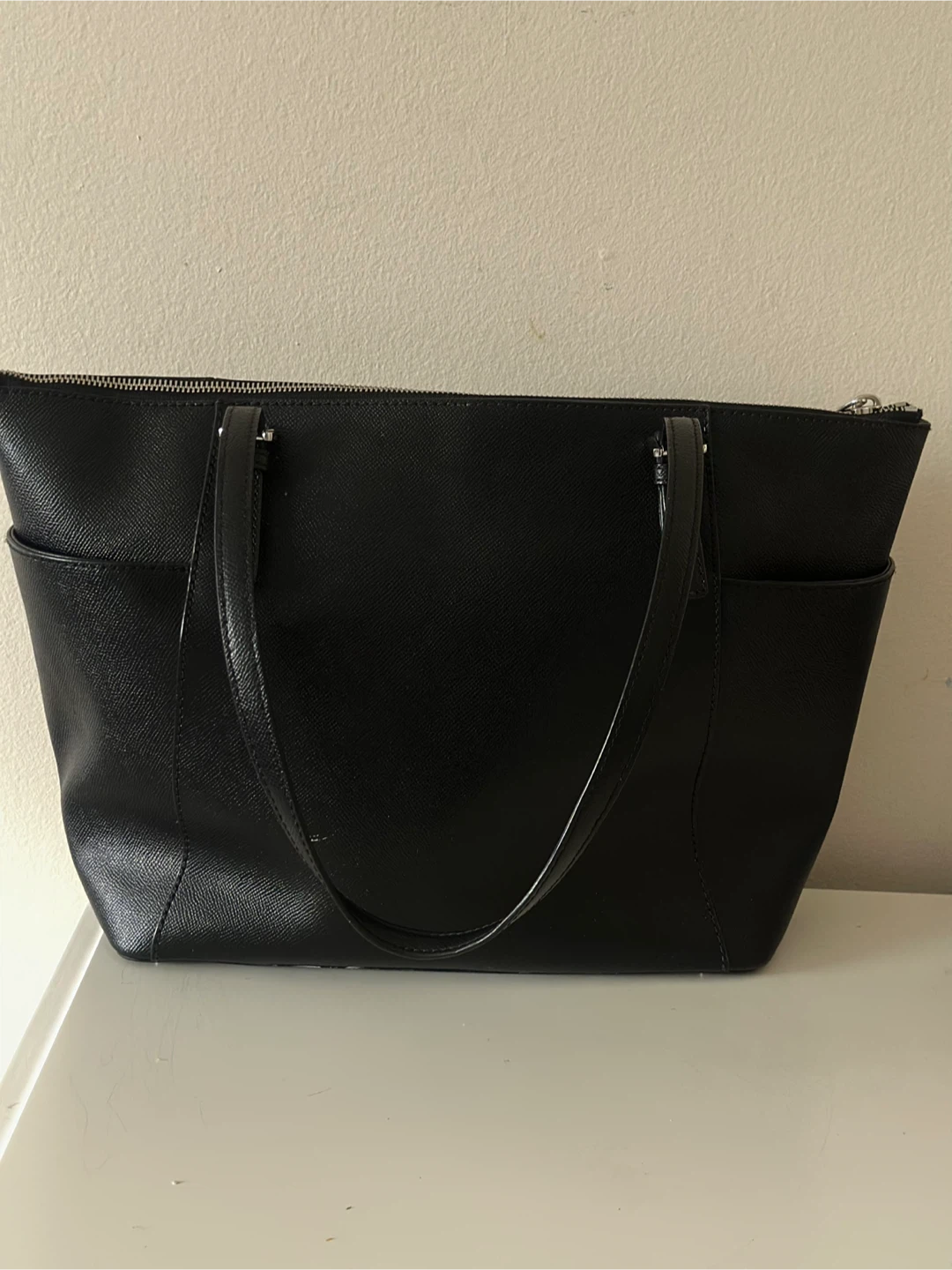 Michael Kors Black Tote Bag - photo 2