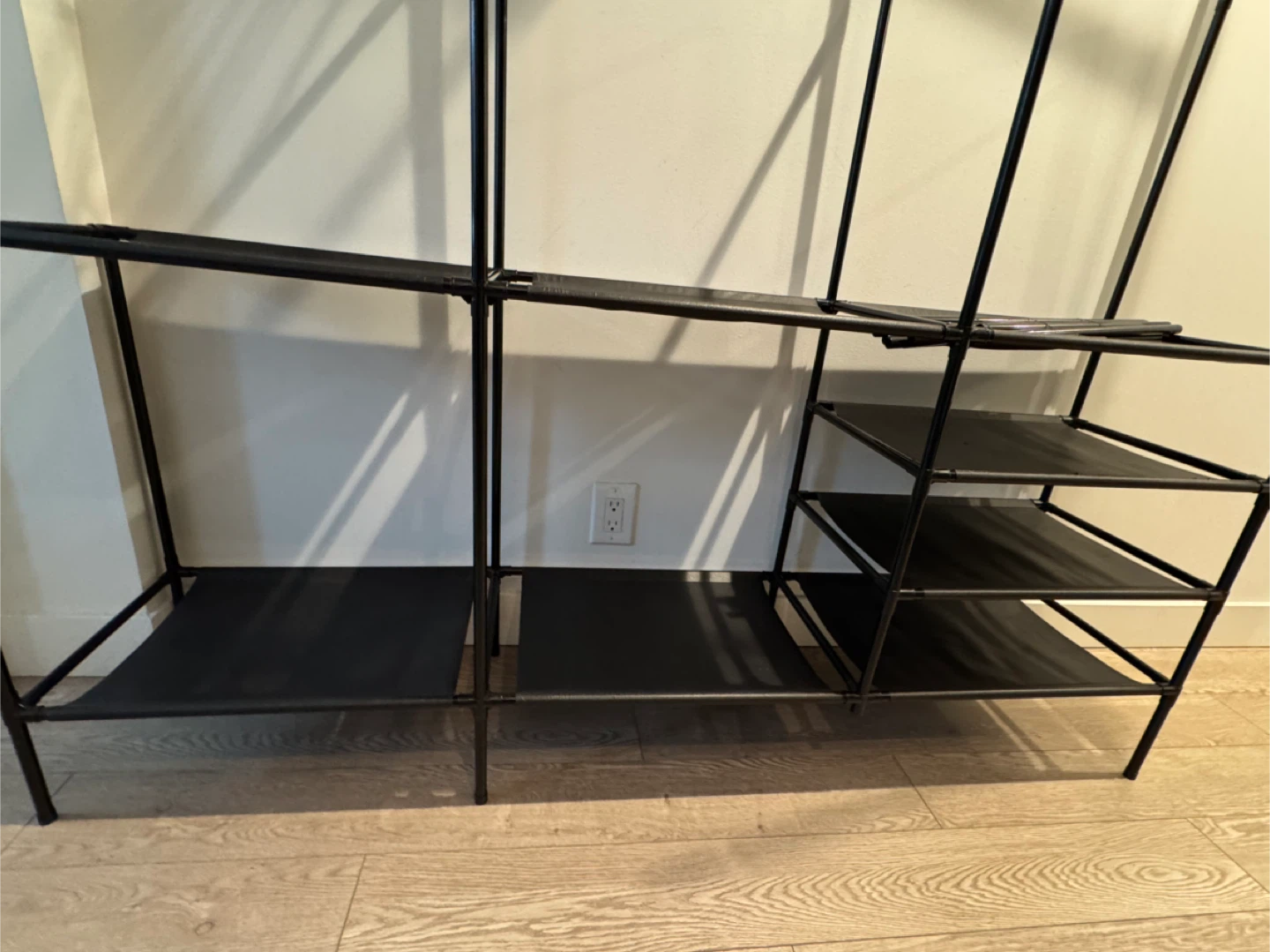 Black Metal Garment Rack - photo 4