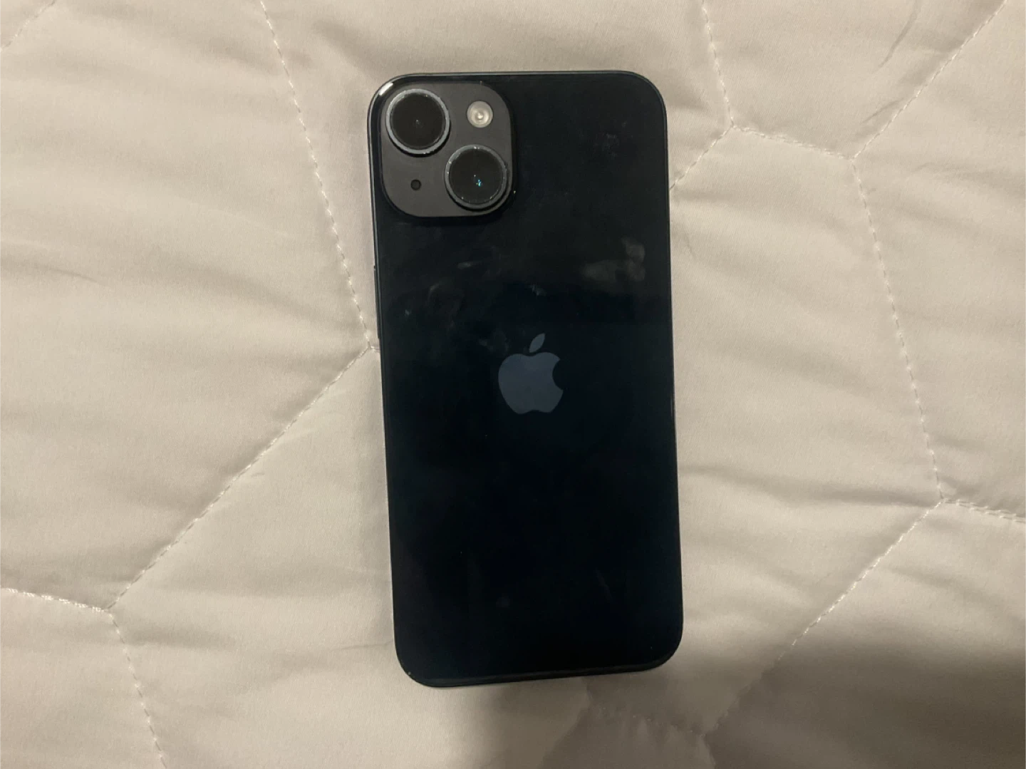 iPhone 14 - photo 2