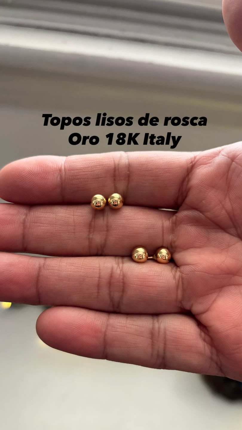 18K Gold Ball Stud Earrings