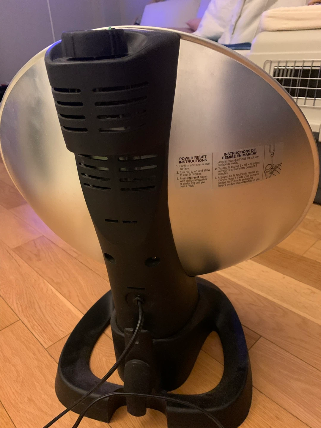 Presto HeatDish Electric Heater - photo 2