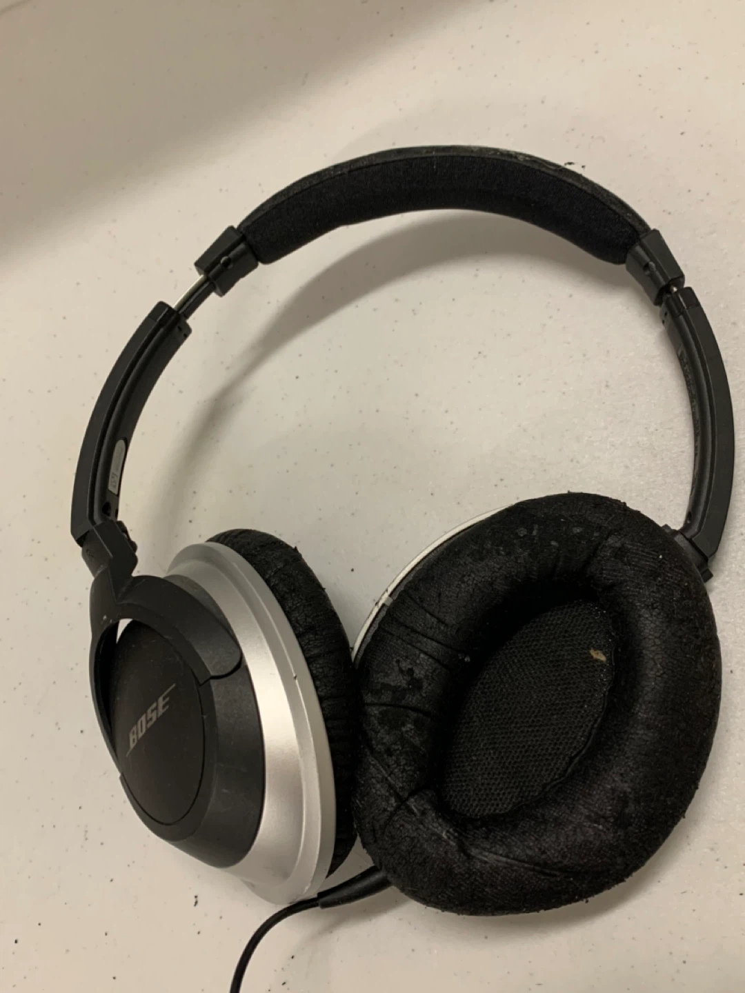 Bose AE2 Over-Ear Headphones (Working, Needs New Pads) - photo 3