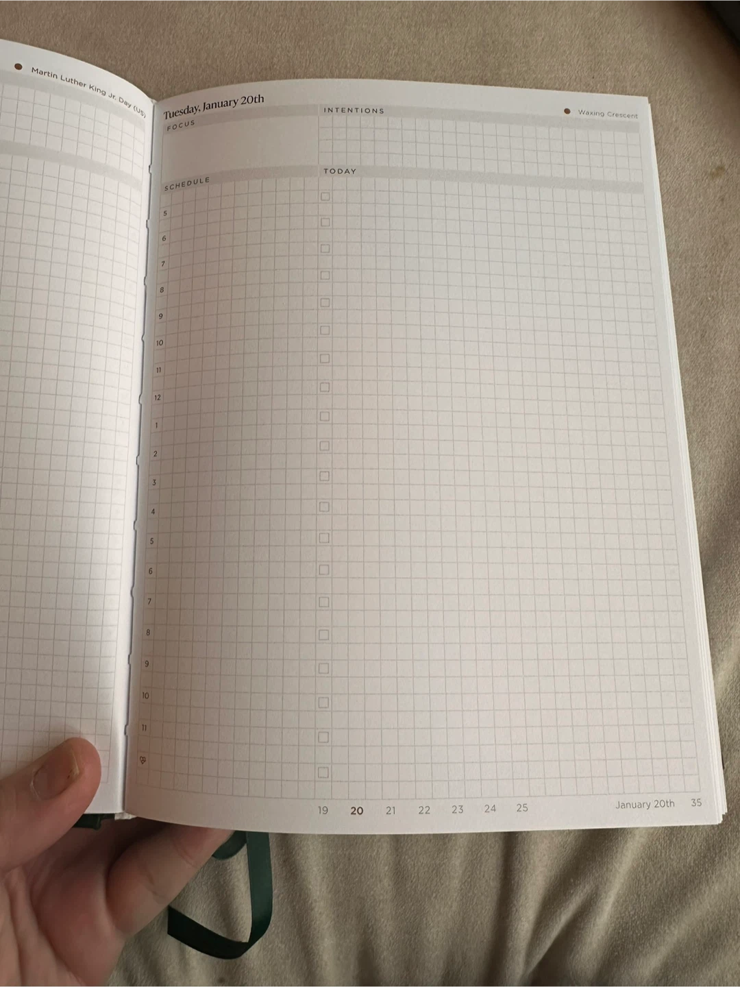 Hemlock & Oak 2026 Daily Planner - photo 2