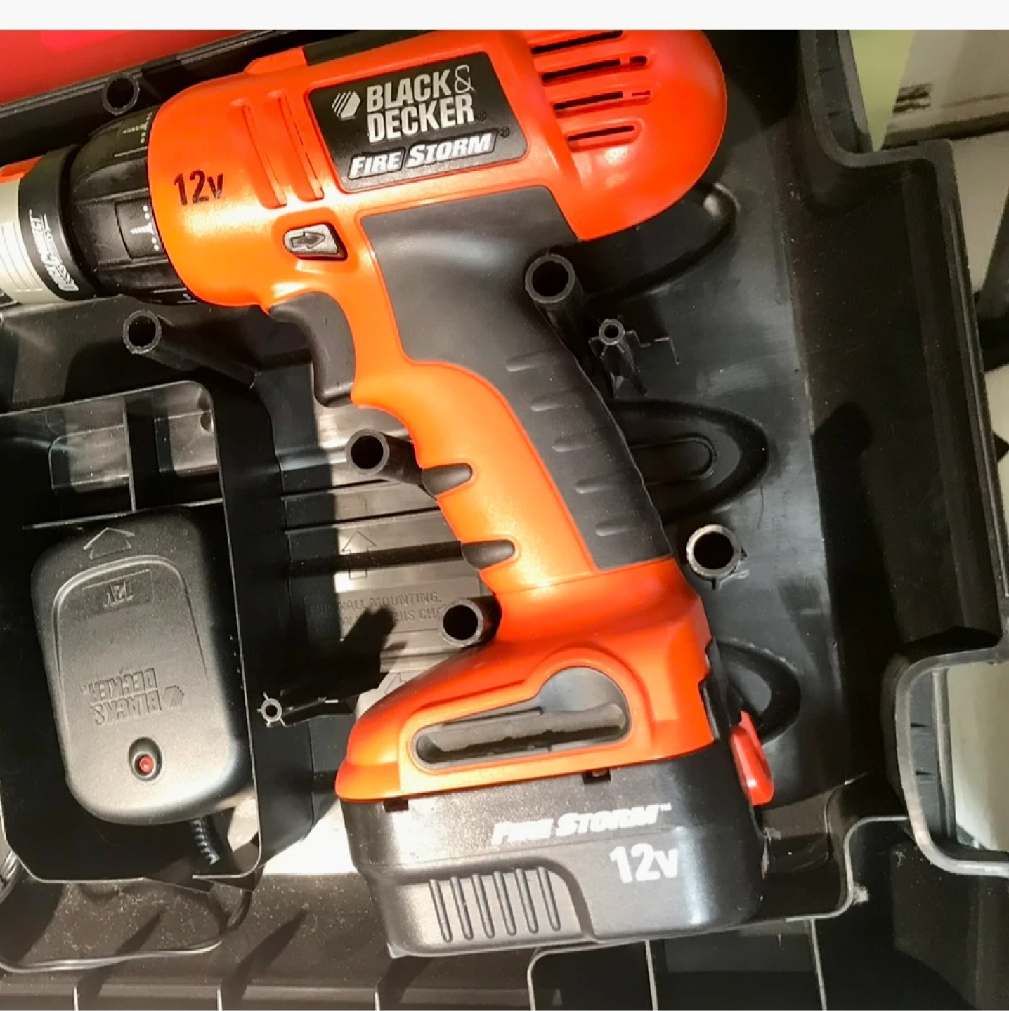 Black & Decker Firestorm 12V Cordless Drill - photo 4