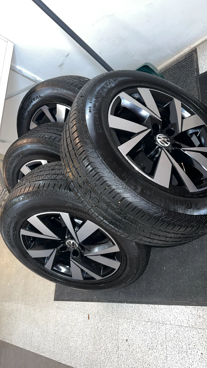 Volkswagen Atlas wheels & Continental tires - photo 3
