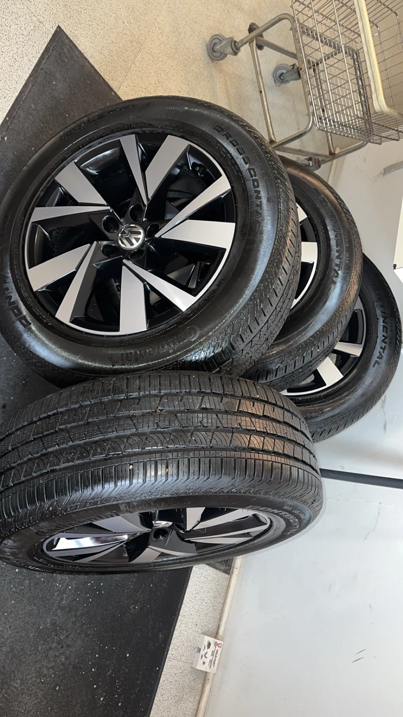 Volkswagen Atlas wheels & Continental tires - photo 2