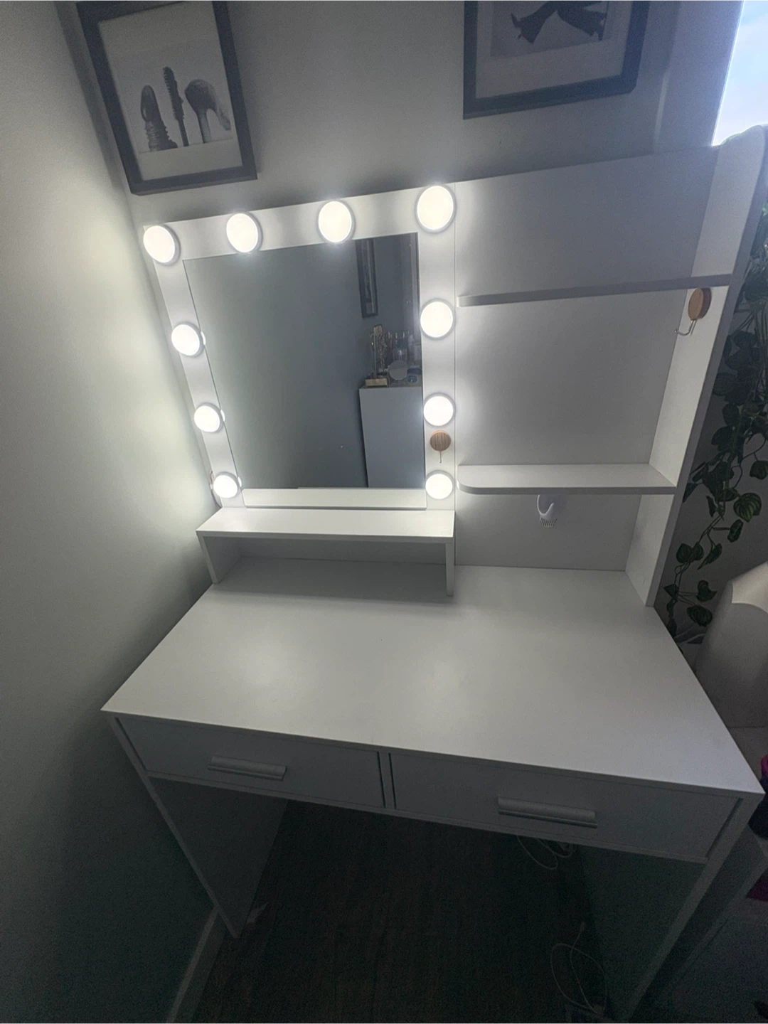 Vanity Table with Lighted Mirror