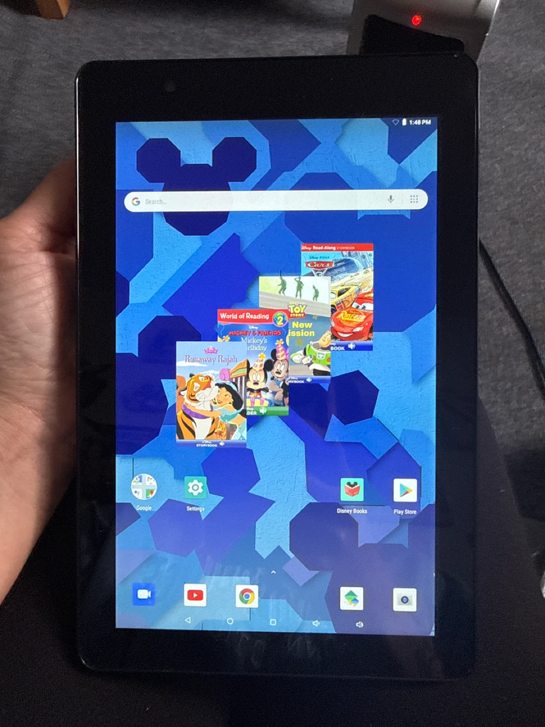 RCA RCT6886E12 Tablet NO CHARGER (it can be purchased on Amazon)
