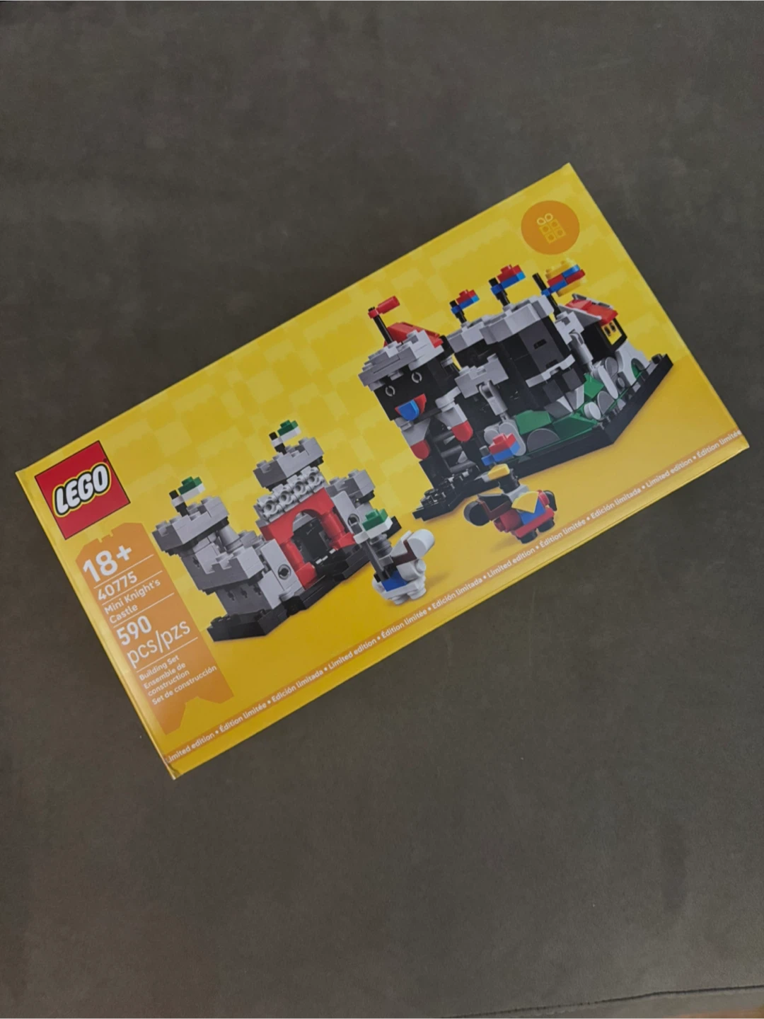 Lego 40775 Mini Knight’s Castle NEW IN BOX