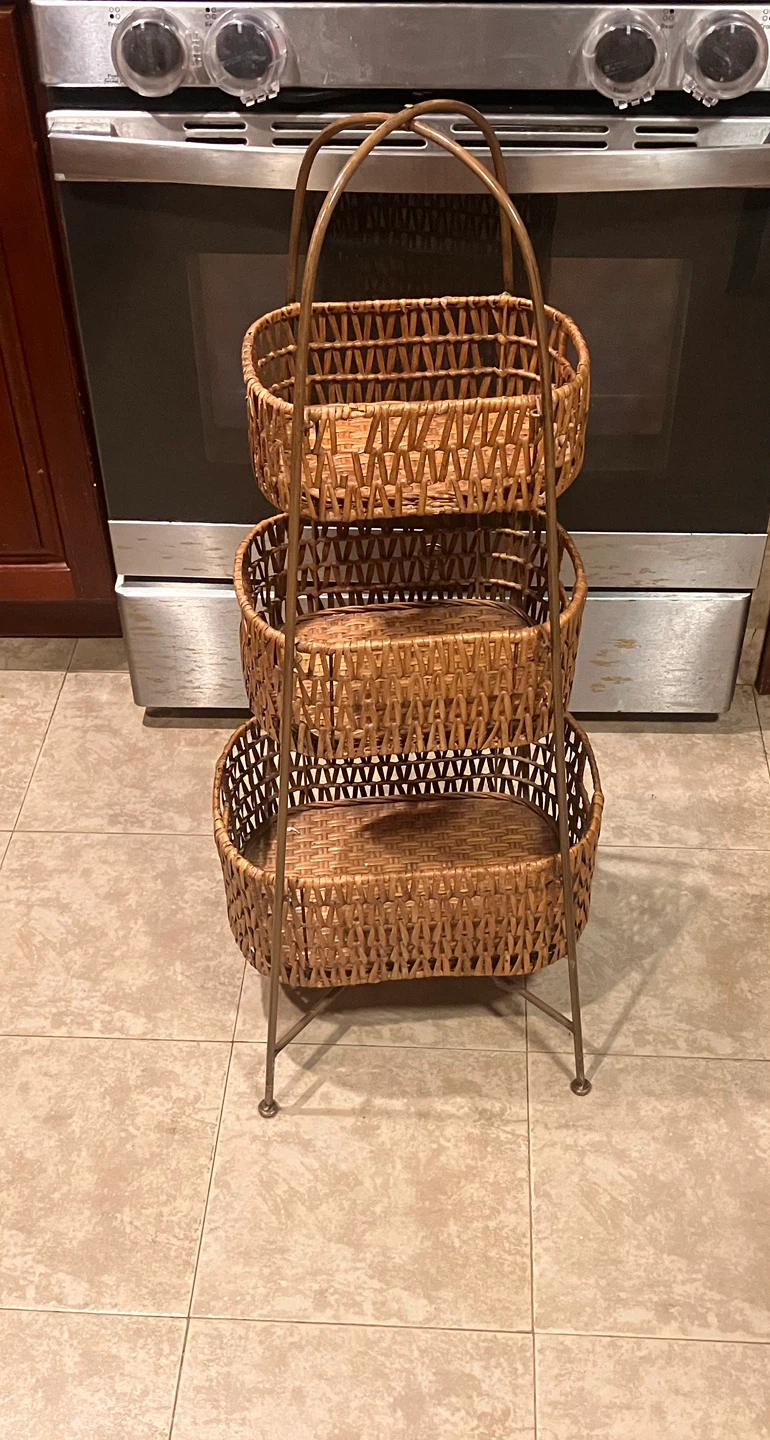 Wicker Basket Stand with 3 Tiered Baskets - photo 3