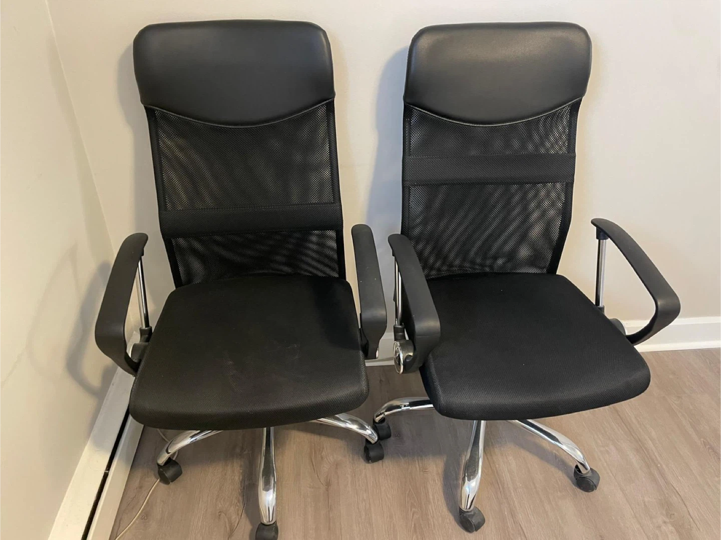 Black Mesh Office Chairs - Set of 2