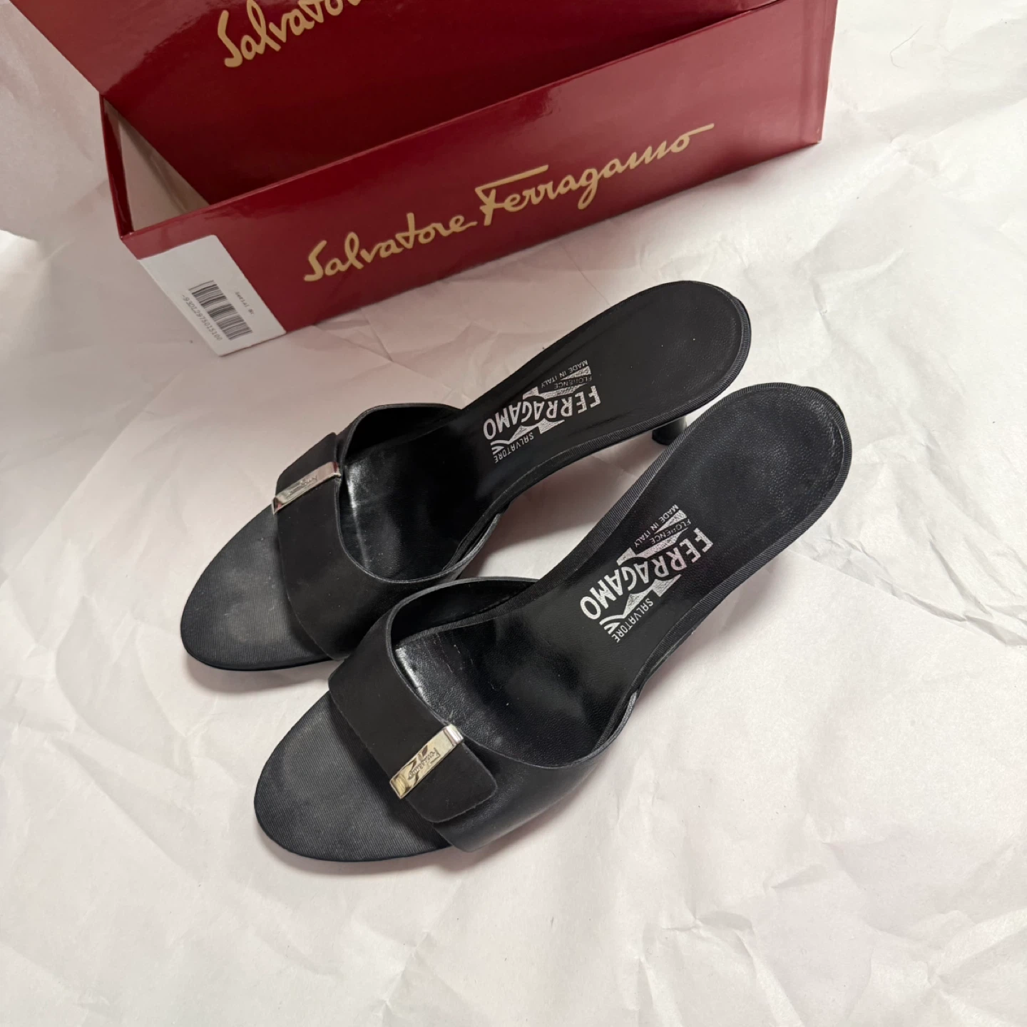 Salvatore Ferragamo Black Leather Heeled Sandals (Size 9) - photo 3