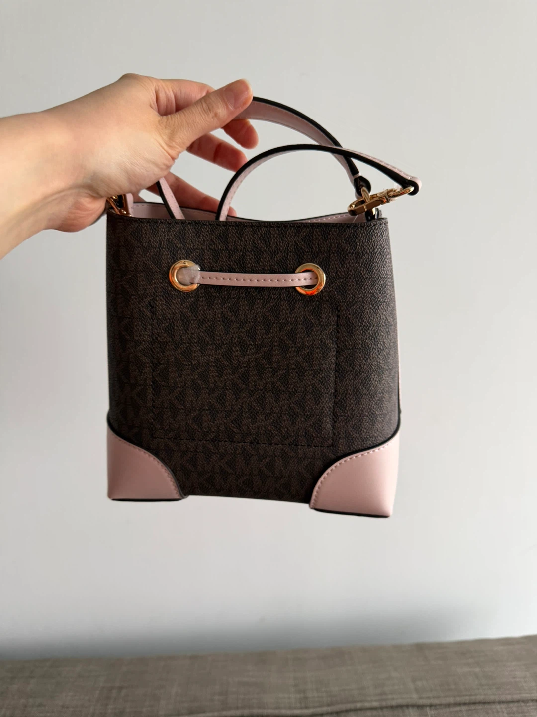 Brand New Michael Kors Mercer Small Bucket Bag - Powder Blush - photo 2