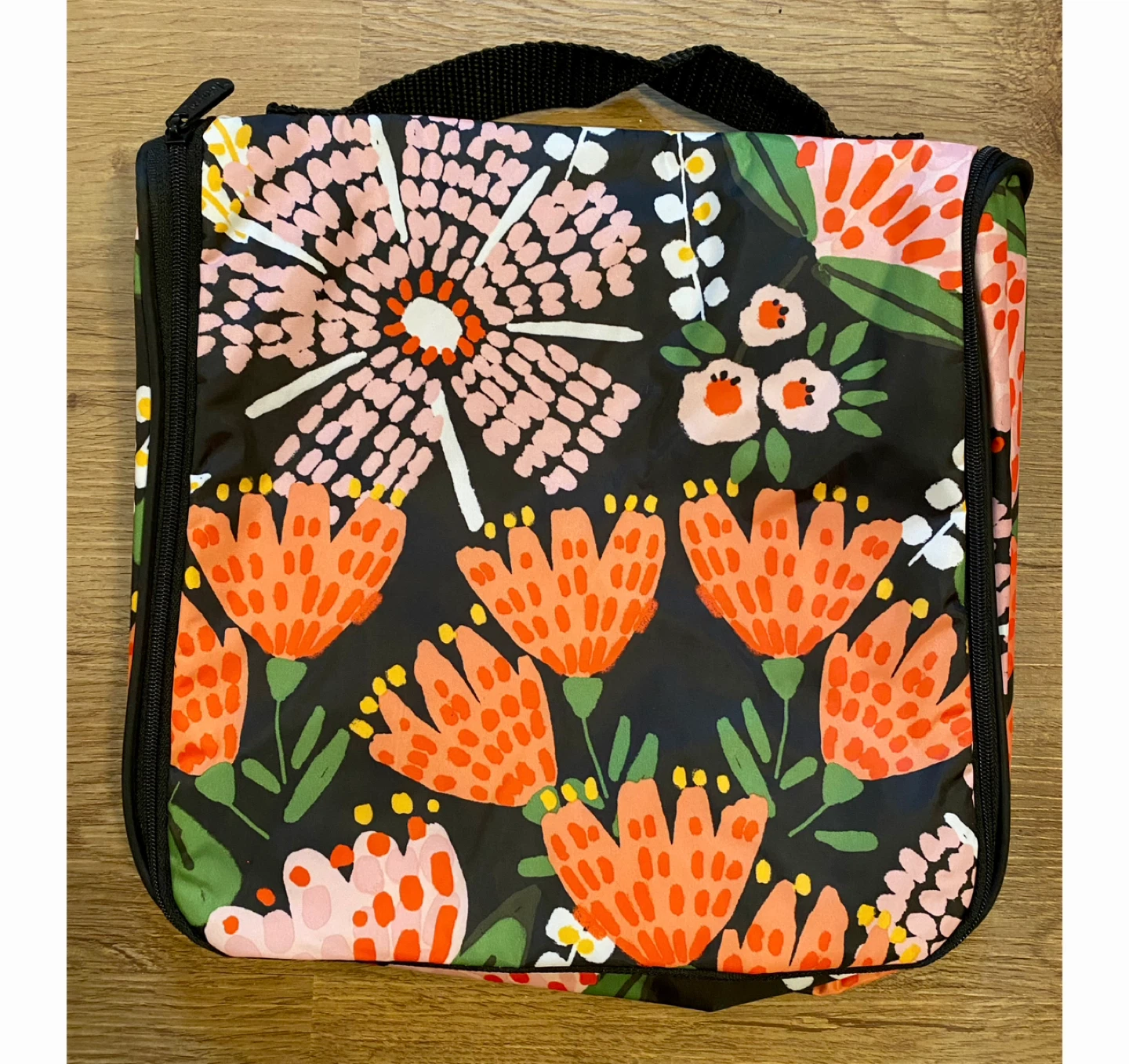 Brand new Thirty-One Island Nights Hanging Traveler Case - photo 3