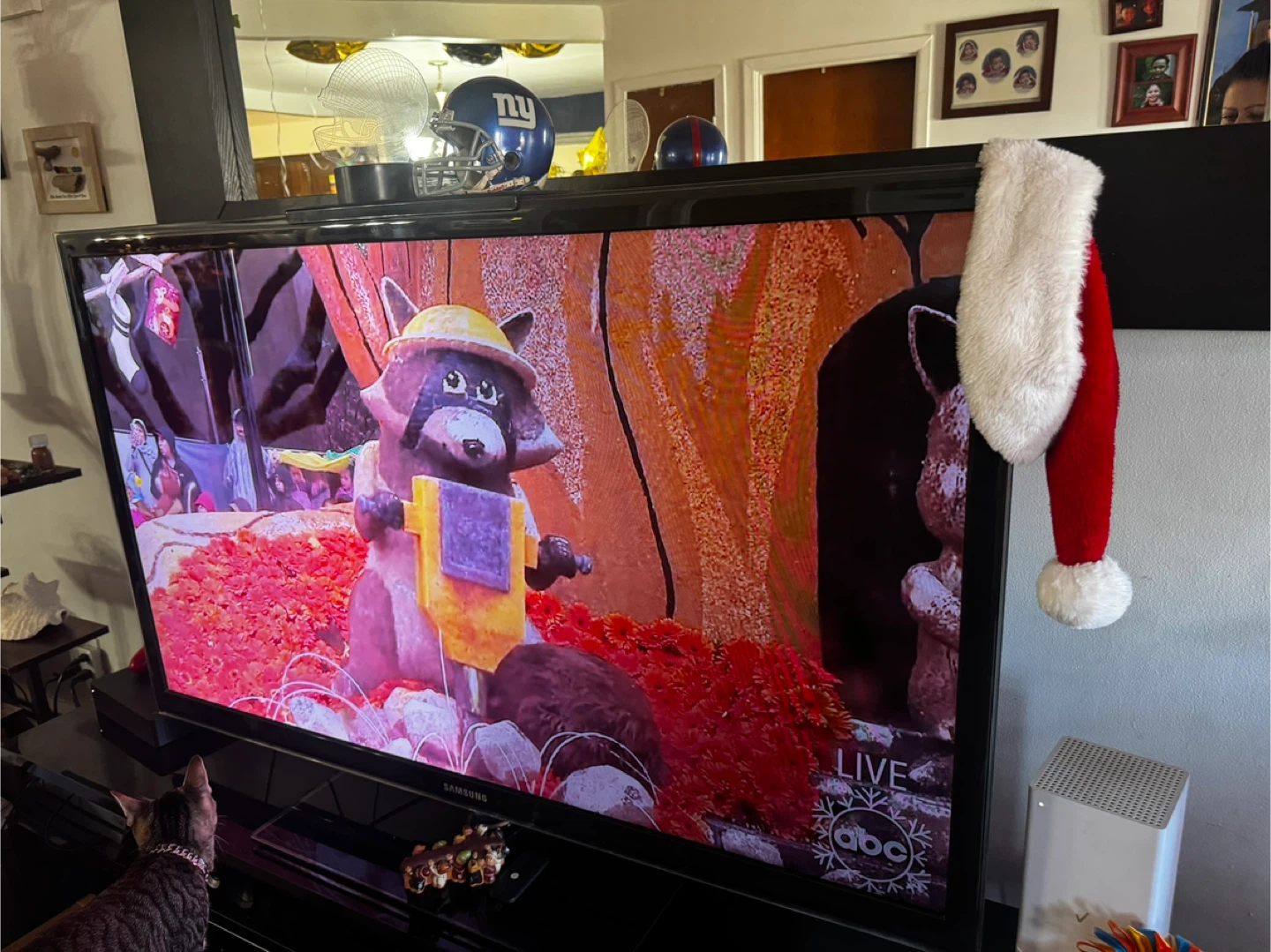 FREE 55” Samsung television - photo 2