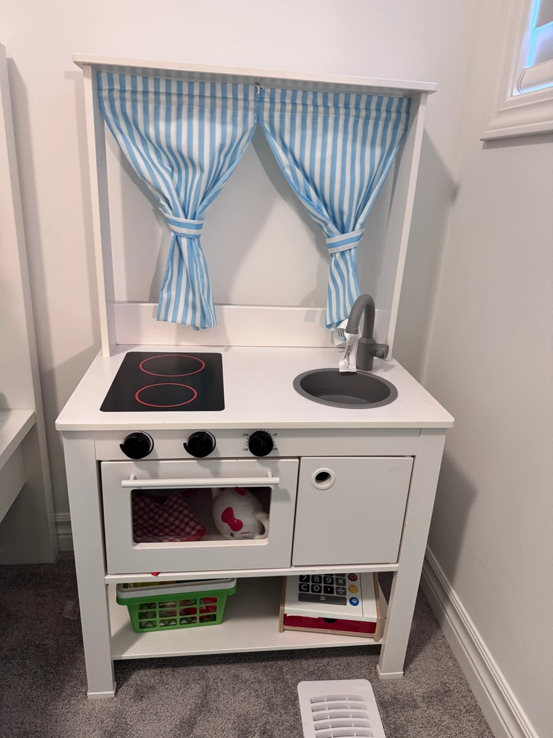 IKEA Duktig Play Kitchen - Kids Fun! - photo 2