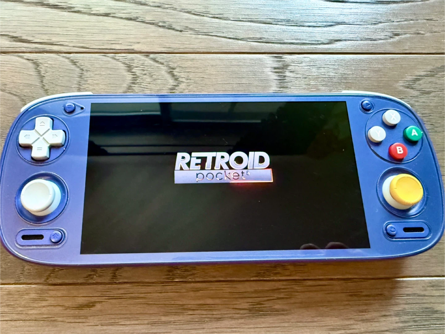 Retroid Pocket 5 GameCube Ed - like new - Screen Protect + Case - photo 4
