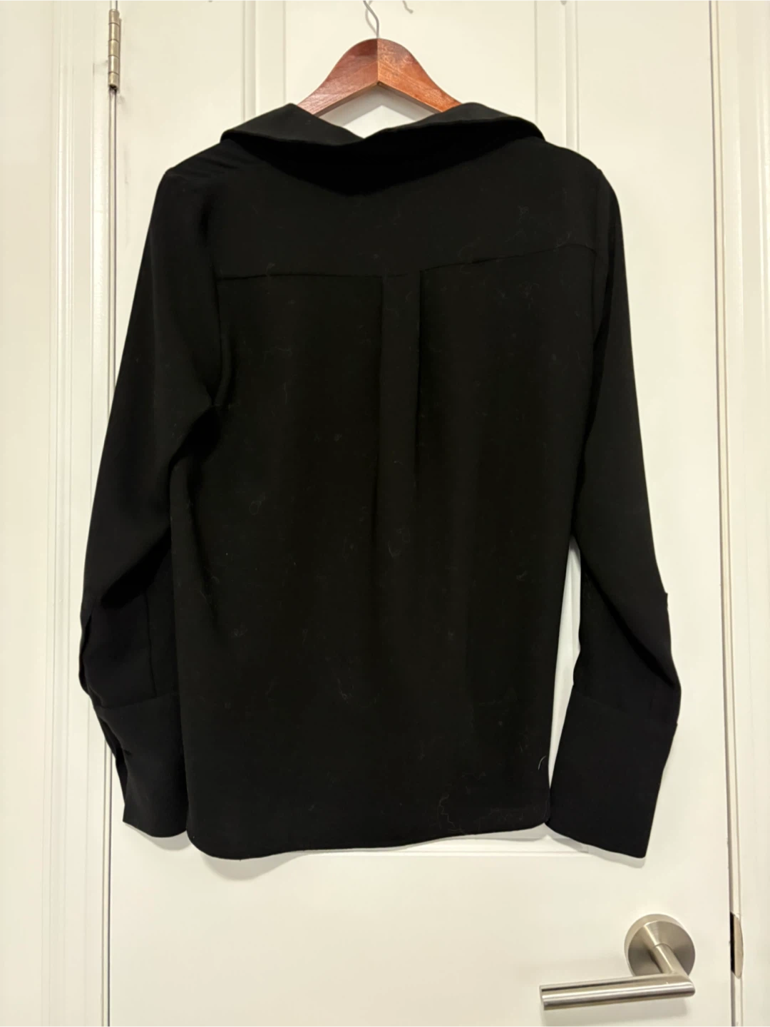 Babaton Aritzia Blouse M - photo 4