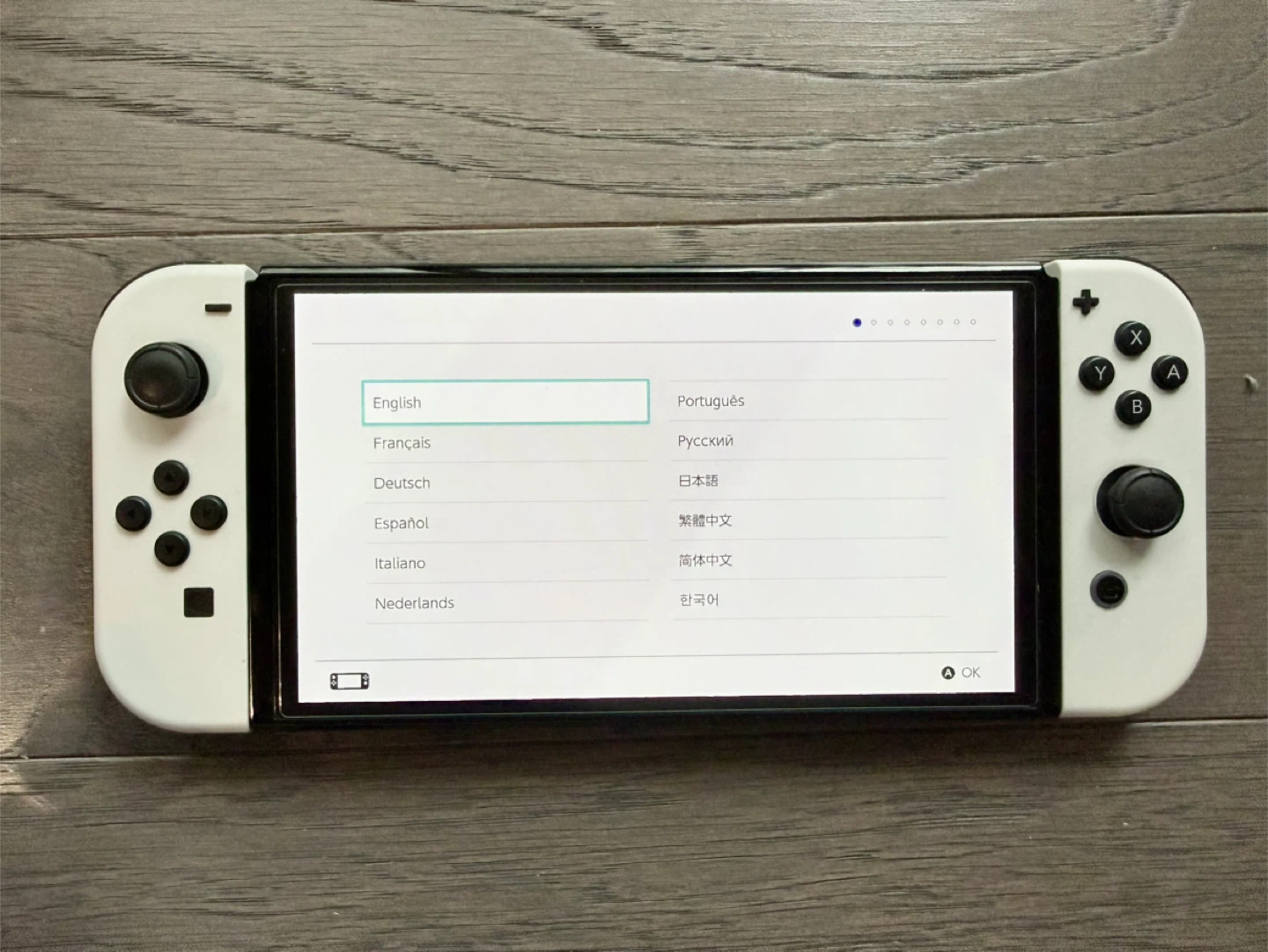 Nintendo Switch OLED Console - 64GB White - W/ Extras - photo 2