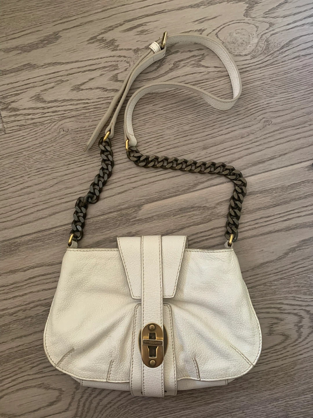 Burberry White Leather crossbody Bag